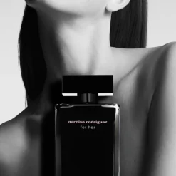 For Her Narciso Rodriguez Eau de Toilette Spray 50ml Fashion