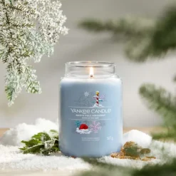 Signature Jar Candle Yankee Candle Large North Pole Hideaway 567g Online